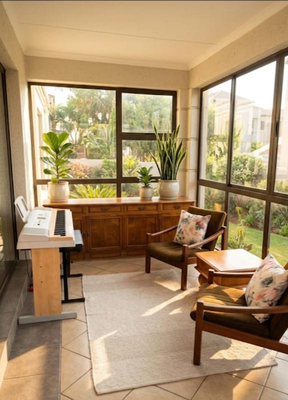 4 Bedroom Property for Sale in Hartenbos Heuwels Western Cape
